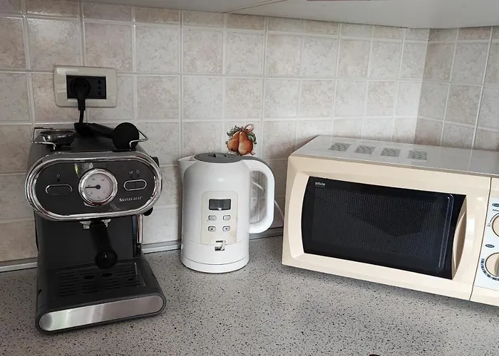 Wine & Olive Oil Mofardin * Koper