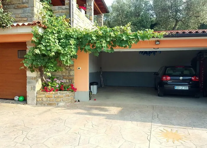 Wine & Olive Oil Mofardin Koper